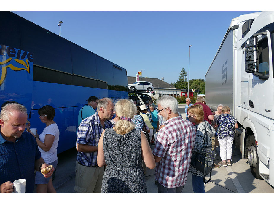 Sankt Crescentius on Tour in Ostheim und auf dem Kreuzberg (Foto: Karl-Franz Thiede)